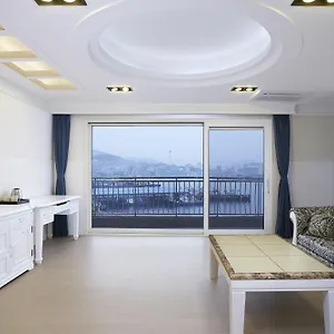 Hotel Beach Songdo Busan